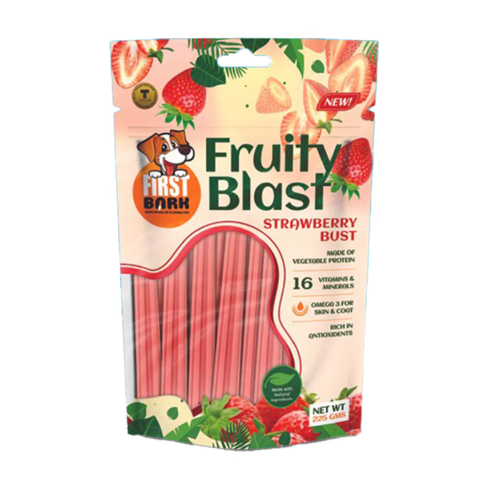 First Bark, Fruity Blast, Strawberry Bust Dog Treats, 225g