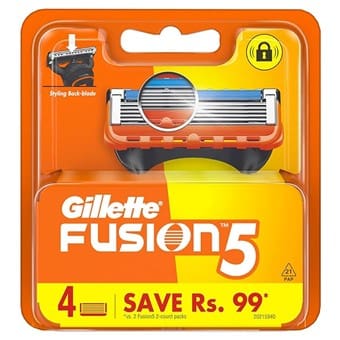 Gillette Fusion Manual Blades for men with styling back blade - 4 Pc