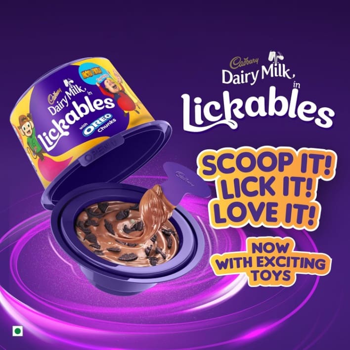 Cadbury Dairy Milk Lickables Chocolate with Oreo Chunks, 20gm
