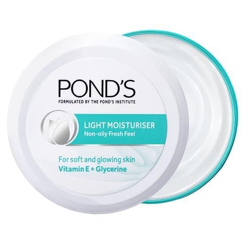Ponds Light Moisturizer - With Vitamin E & Glycerin, For Non-Oily Fresh Feel, 25 ml