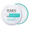 Ponds Light Moisturizer - With Vitamin E & Glycerin, For Non-Oily Fresh Feel, 50/49 ml