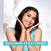 Ponds Light Moisturizer - With Vitamin E & Glycerin, For Non-Oily Fresh Feel, 50/49 ml